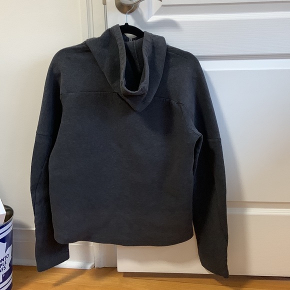 Puma Ferrari sweater - Picture 2 of 3